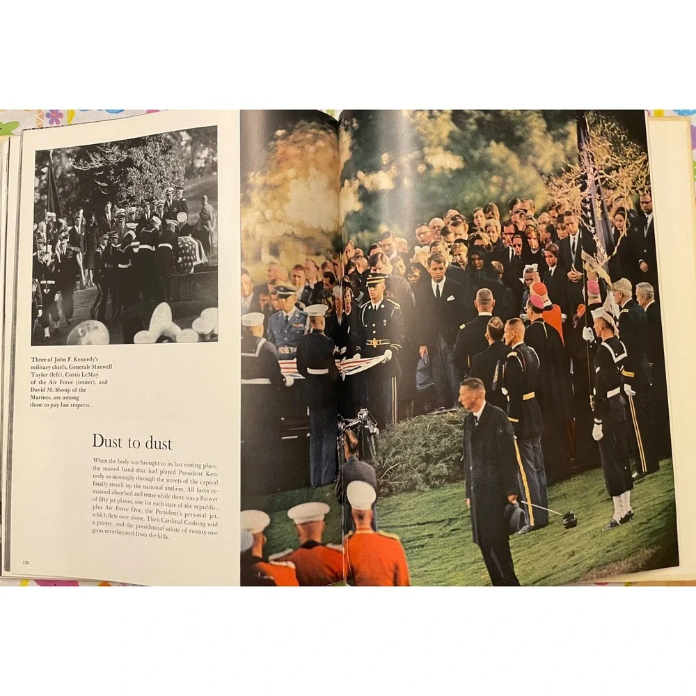 1964 Four Days JFK Death Historical Record‎ Book Milwaukee Sentinel Edition